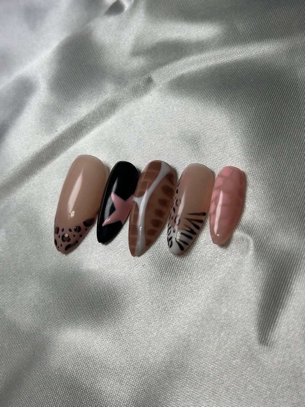 Nude, black and pink nail art set